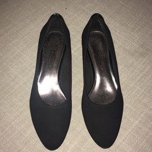 Circa Joan & David Black Wedge